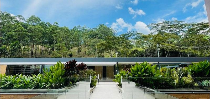 Apartamento en Venta en Medellín, Altos del Poblado-11