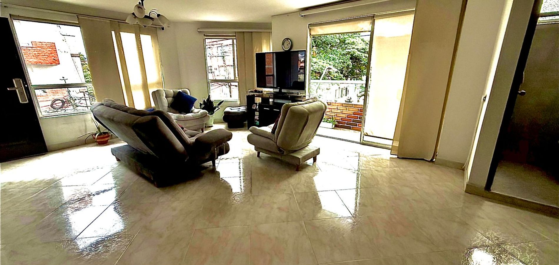 Apartamento en Antioquia en Medellín, Belén Granada