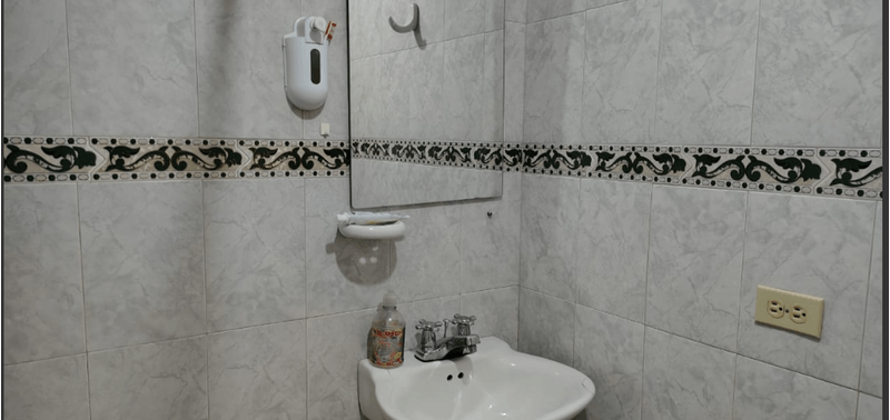 Casa en Venta en Bogotá, D.C., Escocia V-12