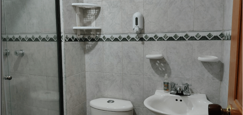 Casa en Venta en Bogotá, D.C., Escocia V-15