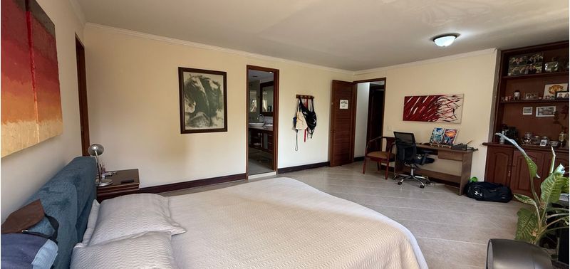 Apartamento en Venta en Medellín, Loma de los Parra-10