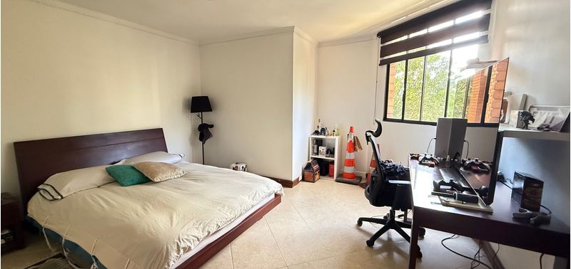 Apartamento en Venta en Medellín, Loma de los Parra-15