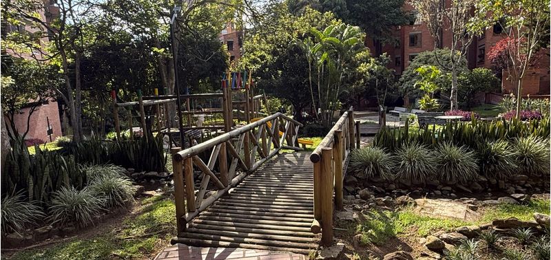 Apartamento en Venta en Medellín, Loma de los Parra-18