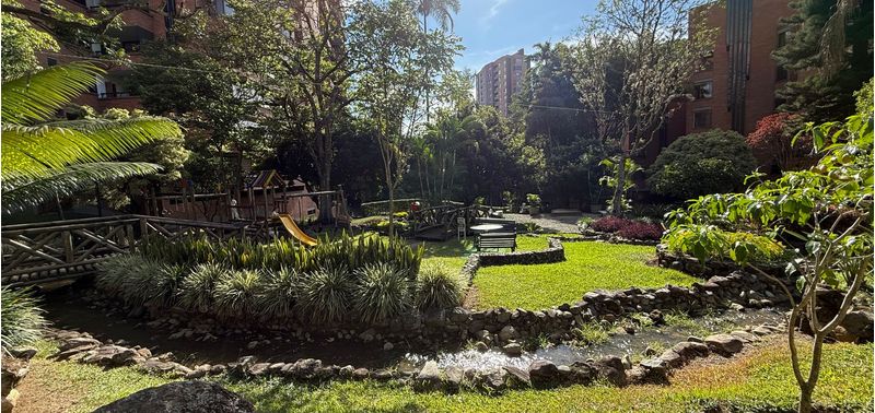 Apartamento en Venta en Medellín, Loma de los Parra-19