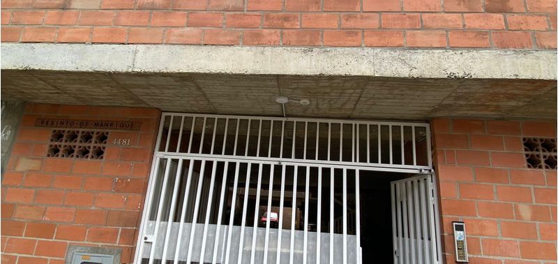 Apartamento en Venta en Medellín, Manrique Central 1-6