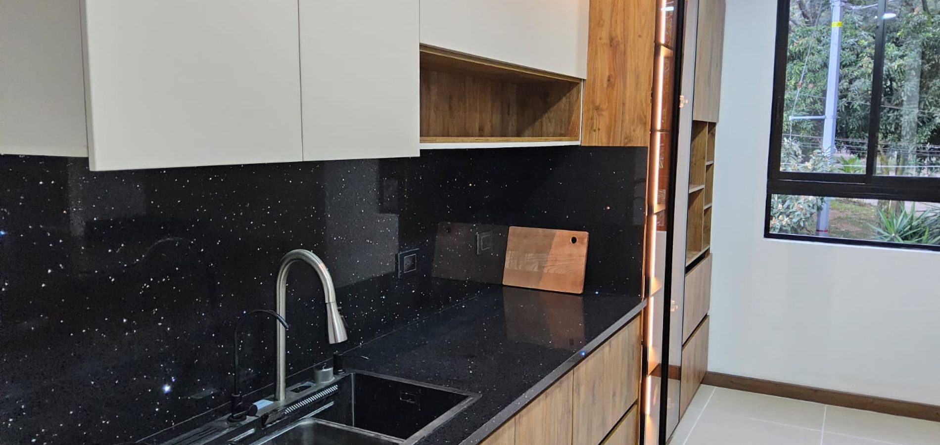 Apartamento en Venta en Medellín, Santa Mónica-0