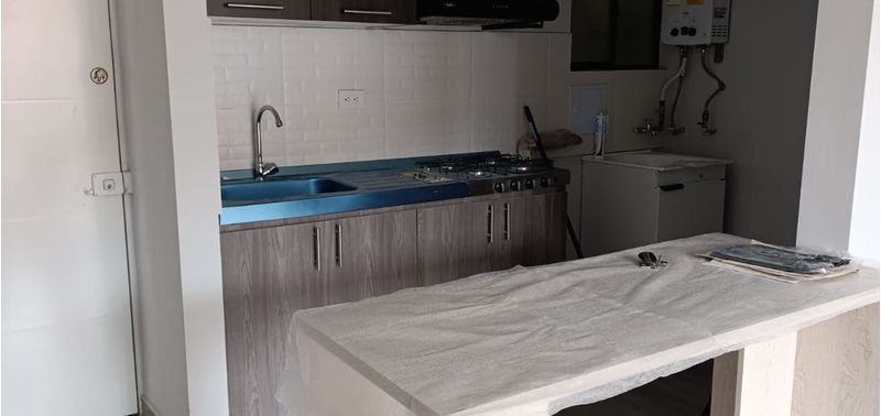 Apartamento en Venta en Madrid, Altos de Madrid-1