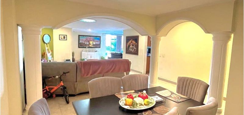 Apartamento en Venta en Medellín, El Poblado-9