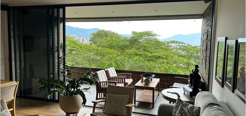 Apartamento en Venta en Medellín, Las Palmas