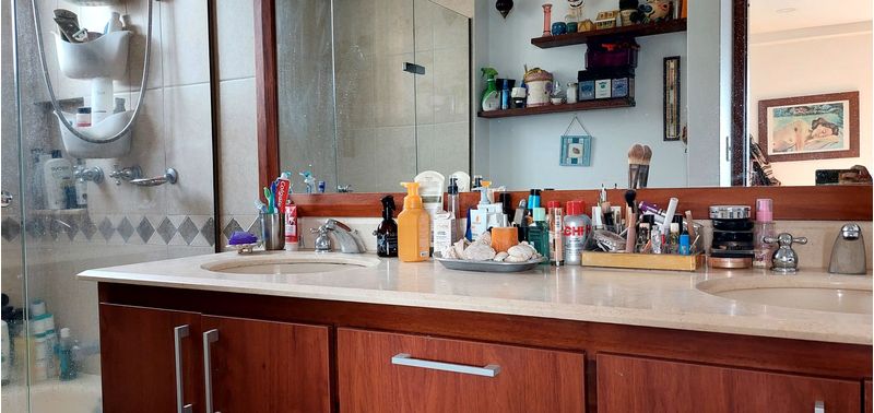 Apartamento en Venta en Medellín, Altos del Poblado-19