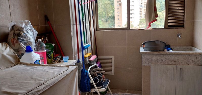 Apartamento en Venta en Medellín, Altos del Poblado-27