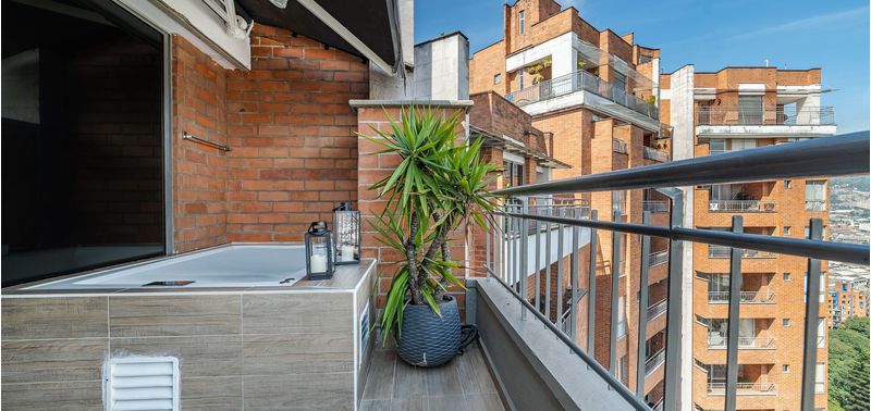 Apartamento en Venta en Medellín, El Poblado-3