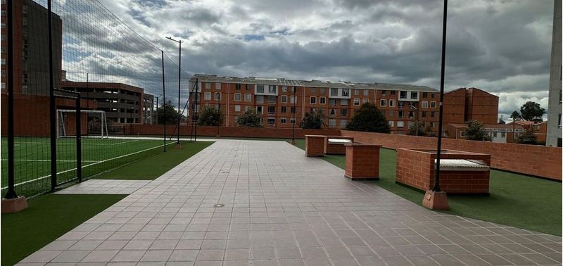Apartamento en Venta en Bogotá, D.C., Castilla-3
