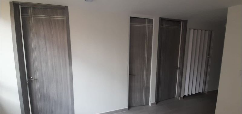 Apartamento en Venta en Bogotá, D.C., Castilla-5