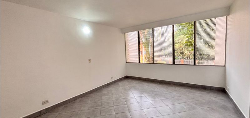 Apartamento en Venta en Medellín, El Poblado-9