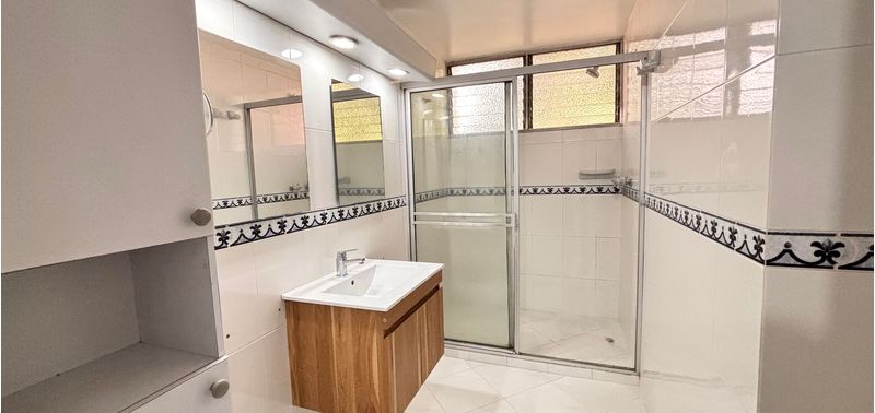Apartamento en Venta en Medellín, El Poblado-11