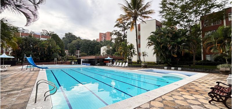 Apartamento en Venta en Medellín, El Poblado-16