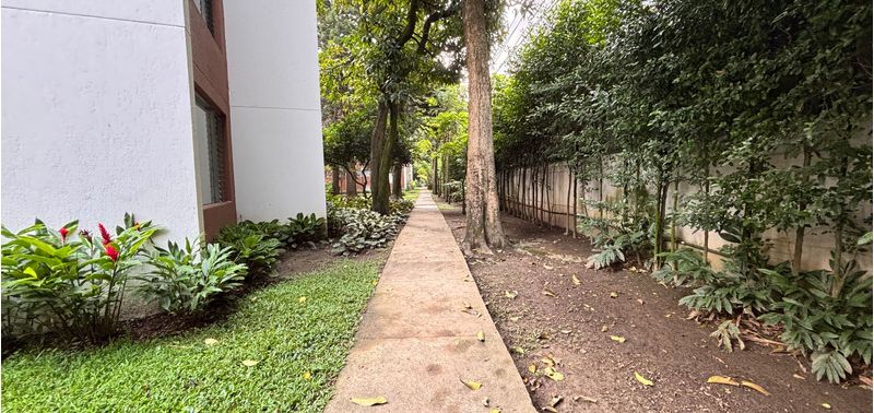 Apartamento en Venta en Medellín, El Poblado-17