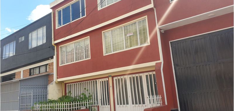 Casa en Venta en Bogotá, D.C., Carvajal-0