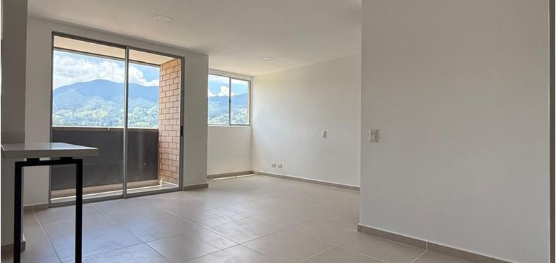 Apartamento en Venta en Itagüí, Itaguí-0