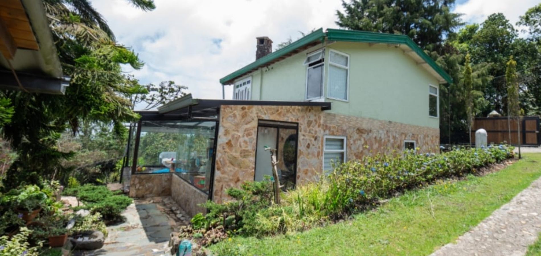 Casa en Venta en Medellín, Santa Elena-1