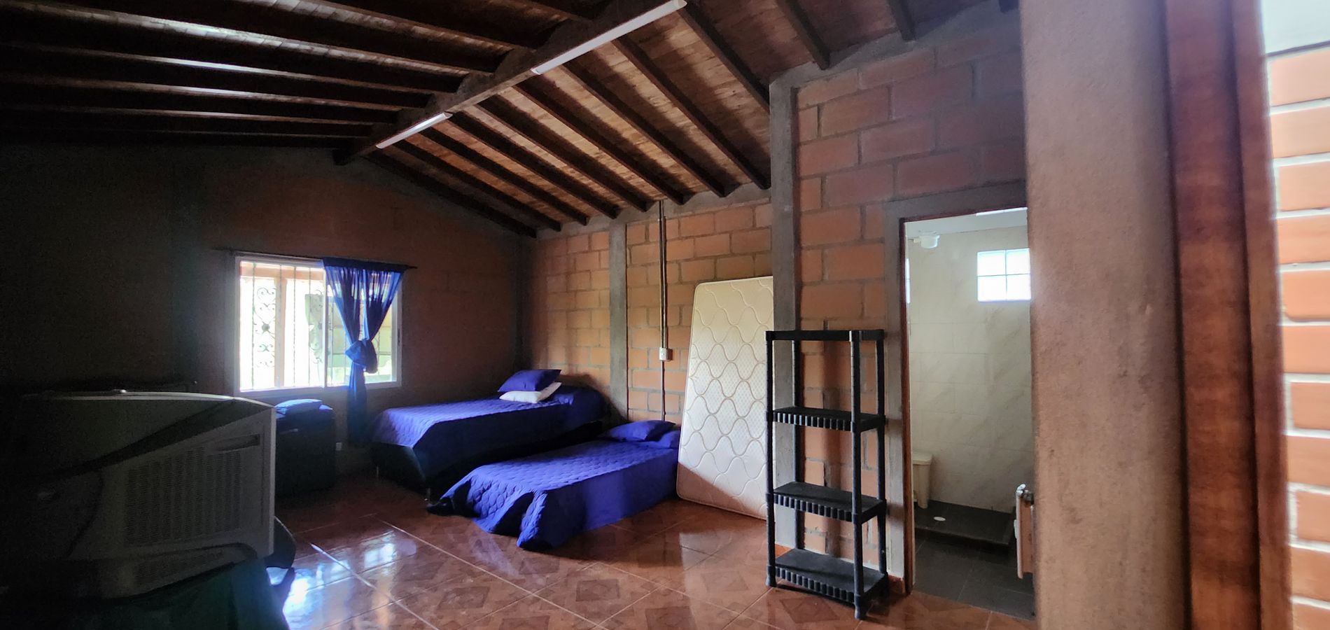 Casa en Antioquia en Guarne, Bellavista-1