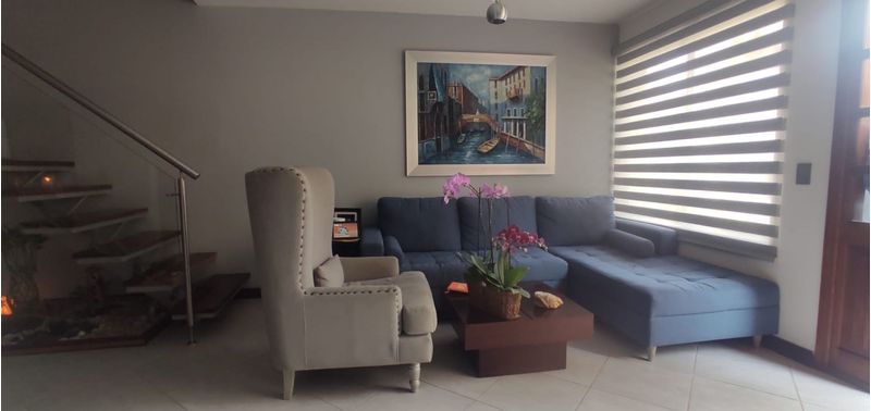 Casa en Venta en Sabaneta, Aves Maria-0