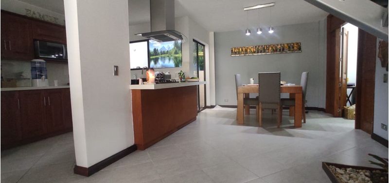 Casa en Venta en Sabaneta, Aves Maria-2