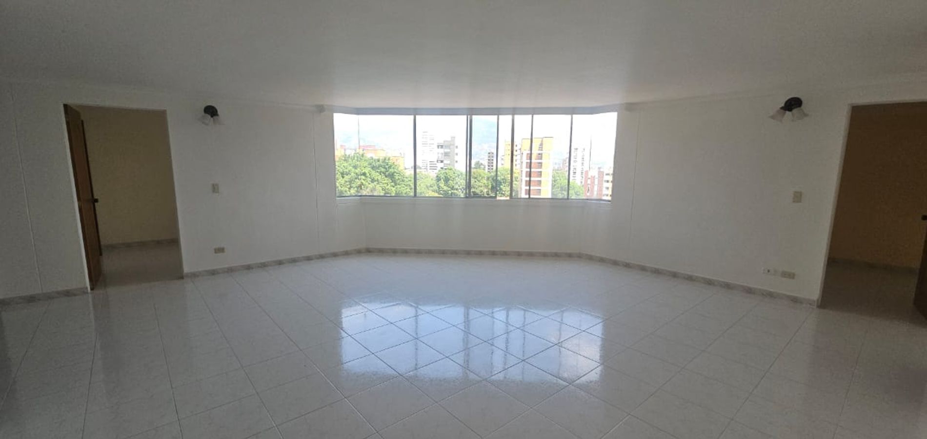 Apartamento en Antioquia en Medellín, Belén La Palma-1