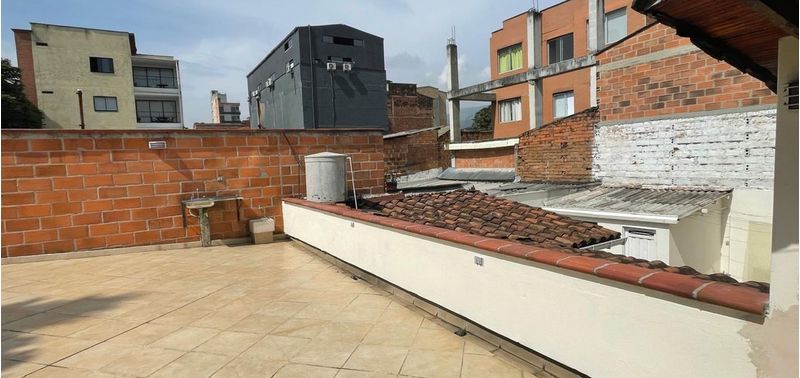 Casa en Venta en Medellín, Belén Rosales-9