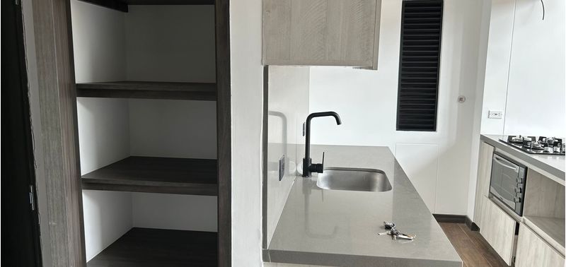 Apartamento en Venta en Retiro, Área urbana-0