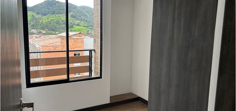 Apartamento en Venta en Retiro, Área urbana-7