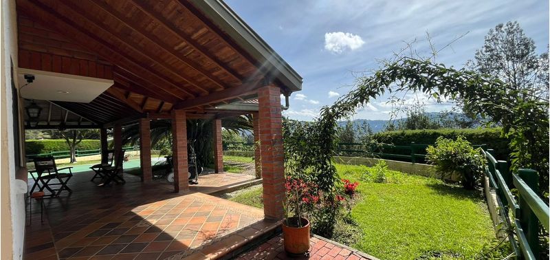 Casa en Venta en Guarne, Centro Guarne-2