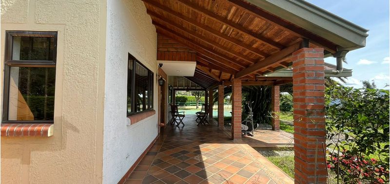 Casa en Venta en Guarne, Centro Guarne-3