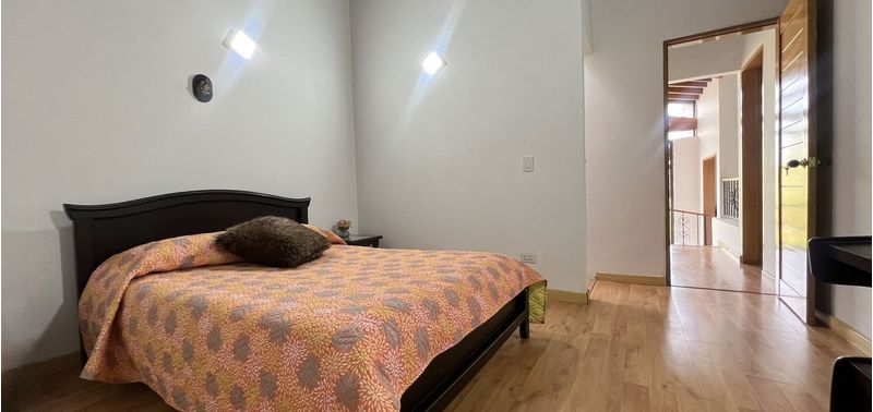 Casa en Venta en Envigado, Loma Del Escobero-24