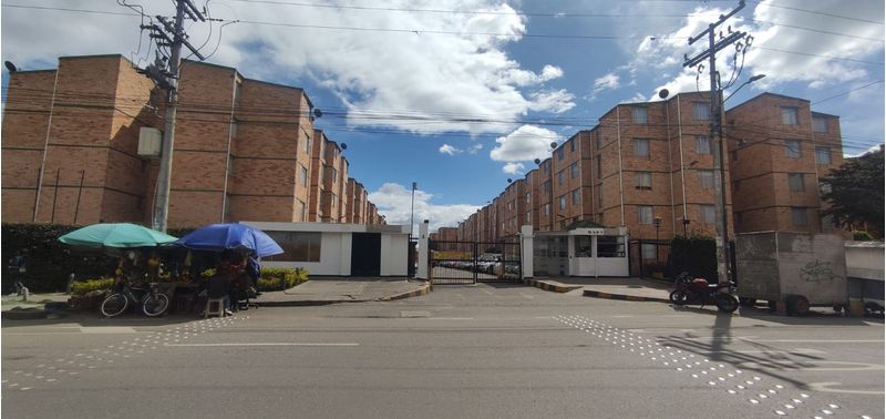 Apartamento en Venta en Bogotá, D.C., Santa Fe del Tintal-8
