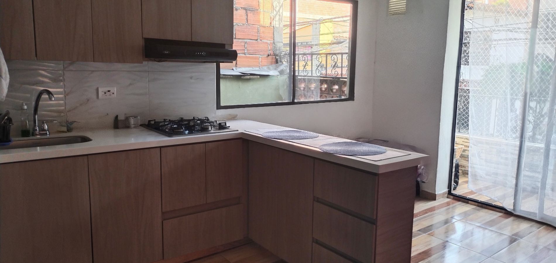 Apartamento en Antioquia en Medellín, Barrio Cristóbal-0