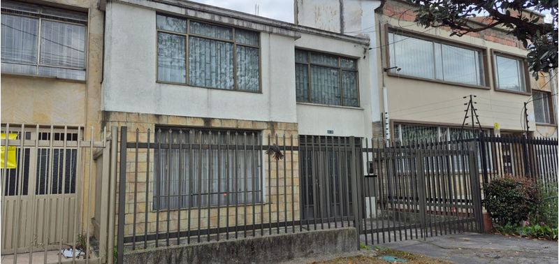 Casa en Venta en Bogotá, D.C., La Soledad-1