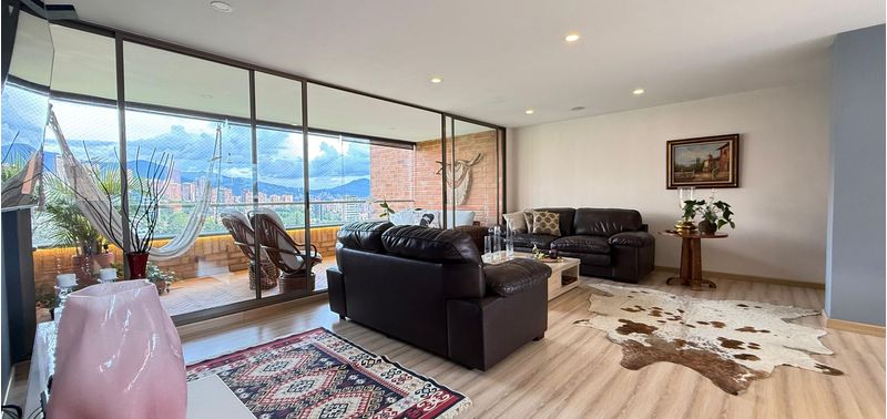 Apartamento en Venta en Medellín, El Tesoro