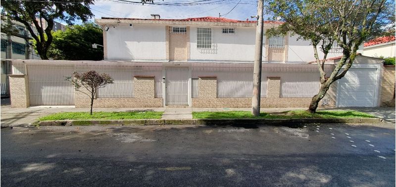 Casa en Venta en Bogotá, D.C., Cedritos-17