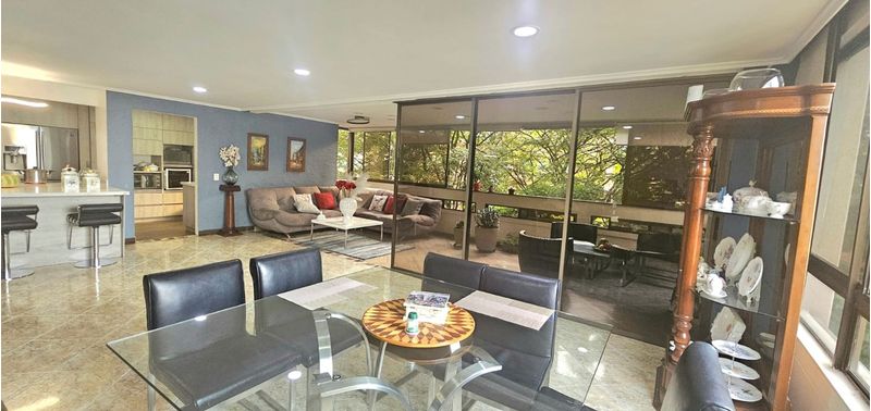 Apartamento en Venta en Medellín, El Poblado-1