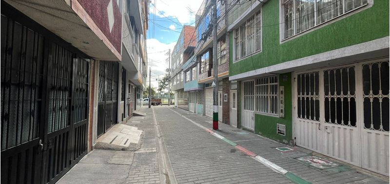 Casa en Venta en Bogotá, D.C., Claretiano-10