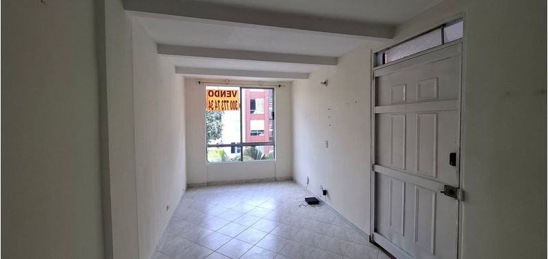 Apartamento en Venta en Medellín, Ferrini-0