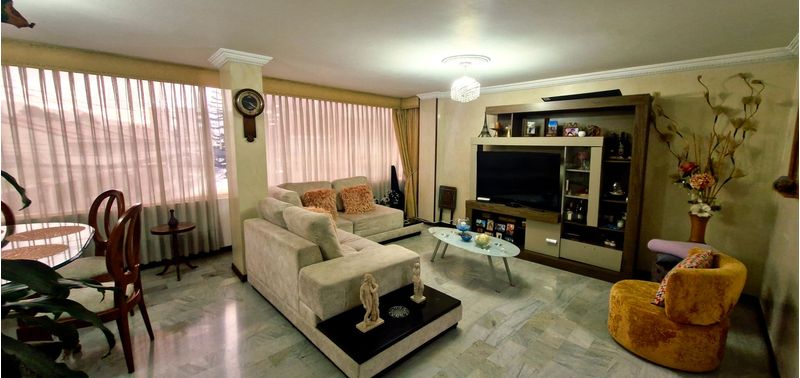 Apartamento en Venta en Bogotá, D.C., Cerros de Suba-1