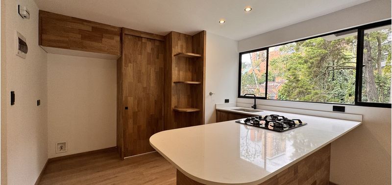 Apartamento en Venta en Medellín, El Poblado-1