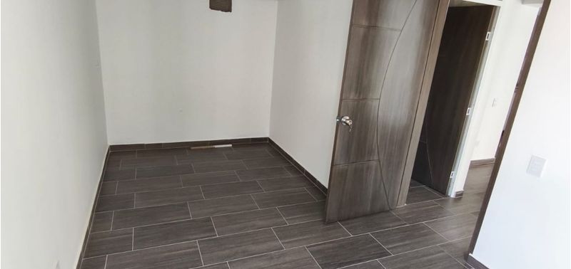Apartamento en Venta en Bogotá, D.C., Madelena-2
