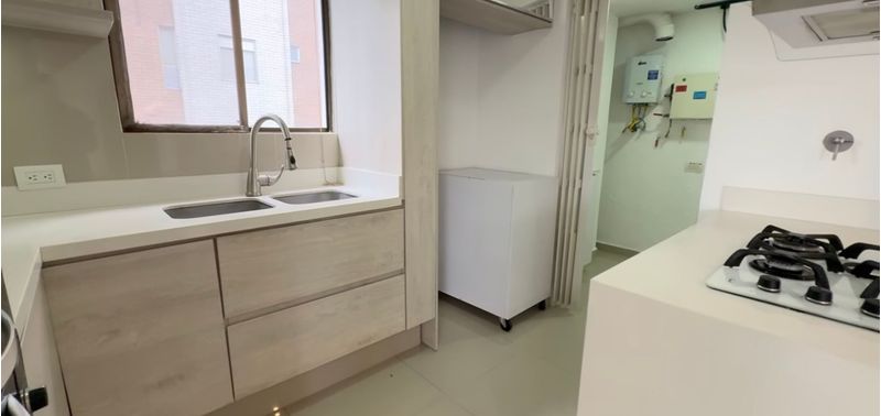 Apartamento en Venta en Medellín, Las Lomas-8