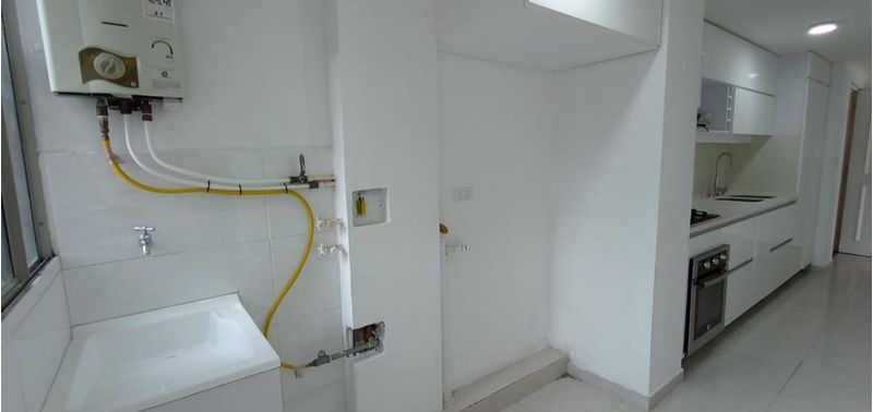 Apartamento en Venta en Medellín, Belén Loma de los Bernal-2