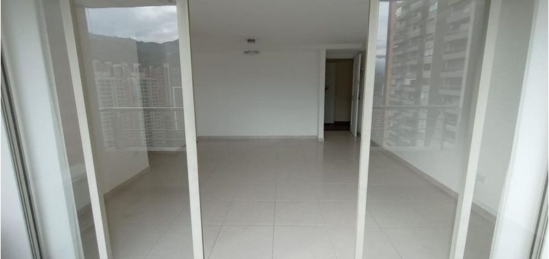 Apartamento en Venta en Medellín, Belén Loma de los Bernal-16