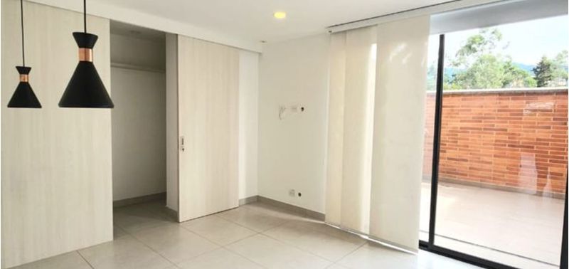 Apartamento en Venta en Envigado, Cumbres-3